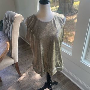 Gold top can be worn to work or out on the town.